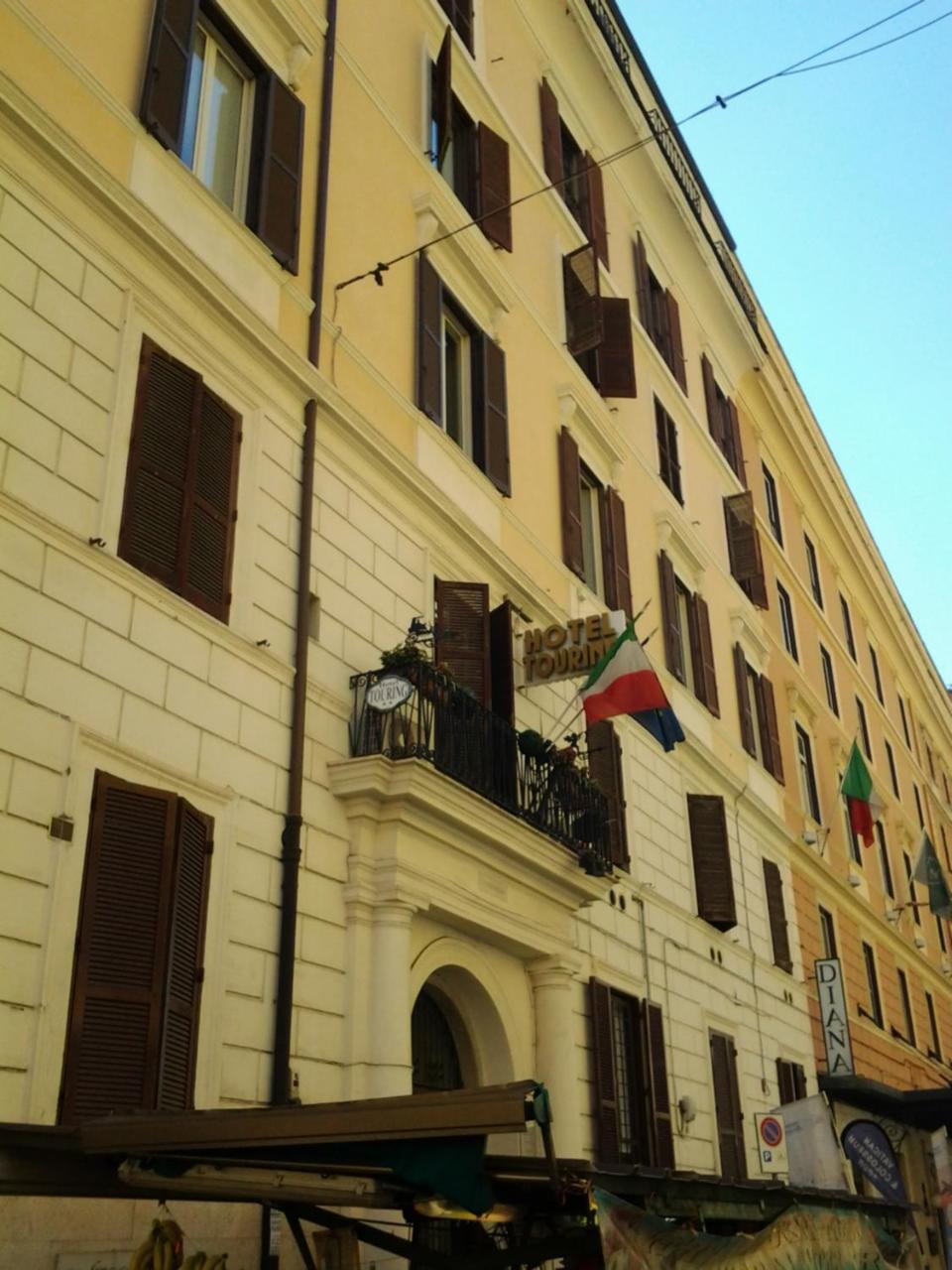 Touring Hotel Rom